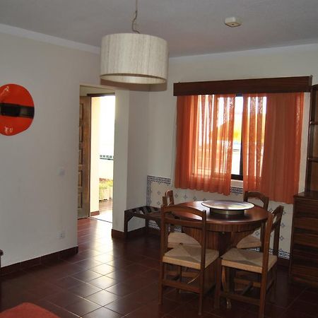 Apartamentos Olhos Do Mar アルブフェイラ エクステリア 写真
