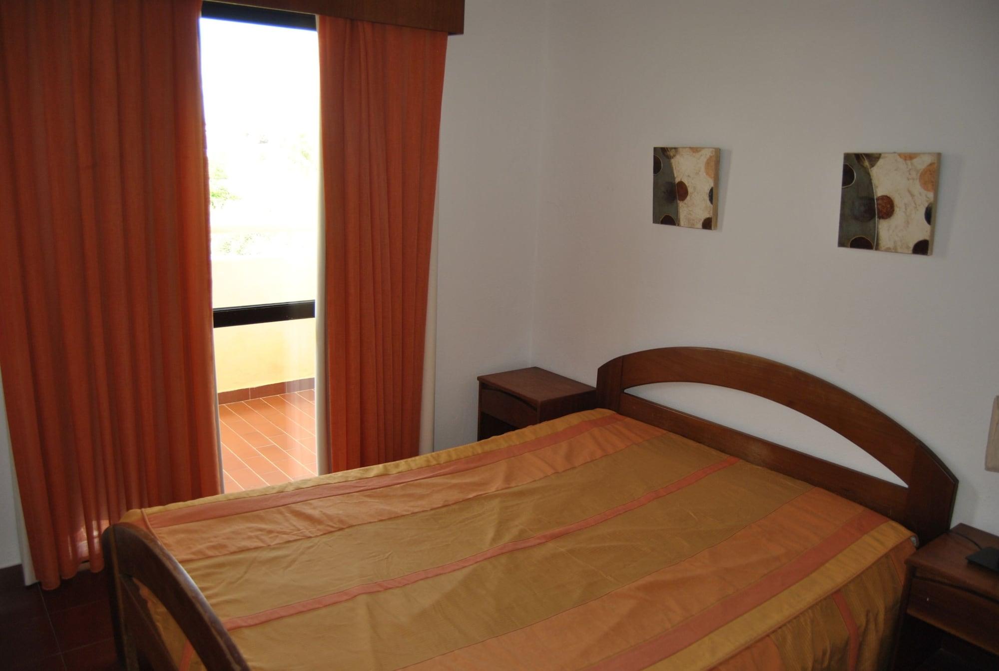 Apartamentos Olhos Do Mar アルブフェイラ エクステリア 写真