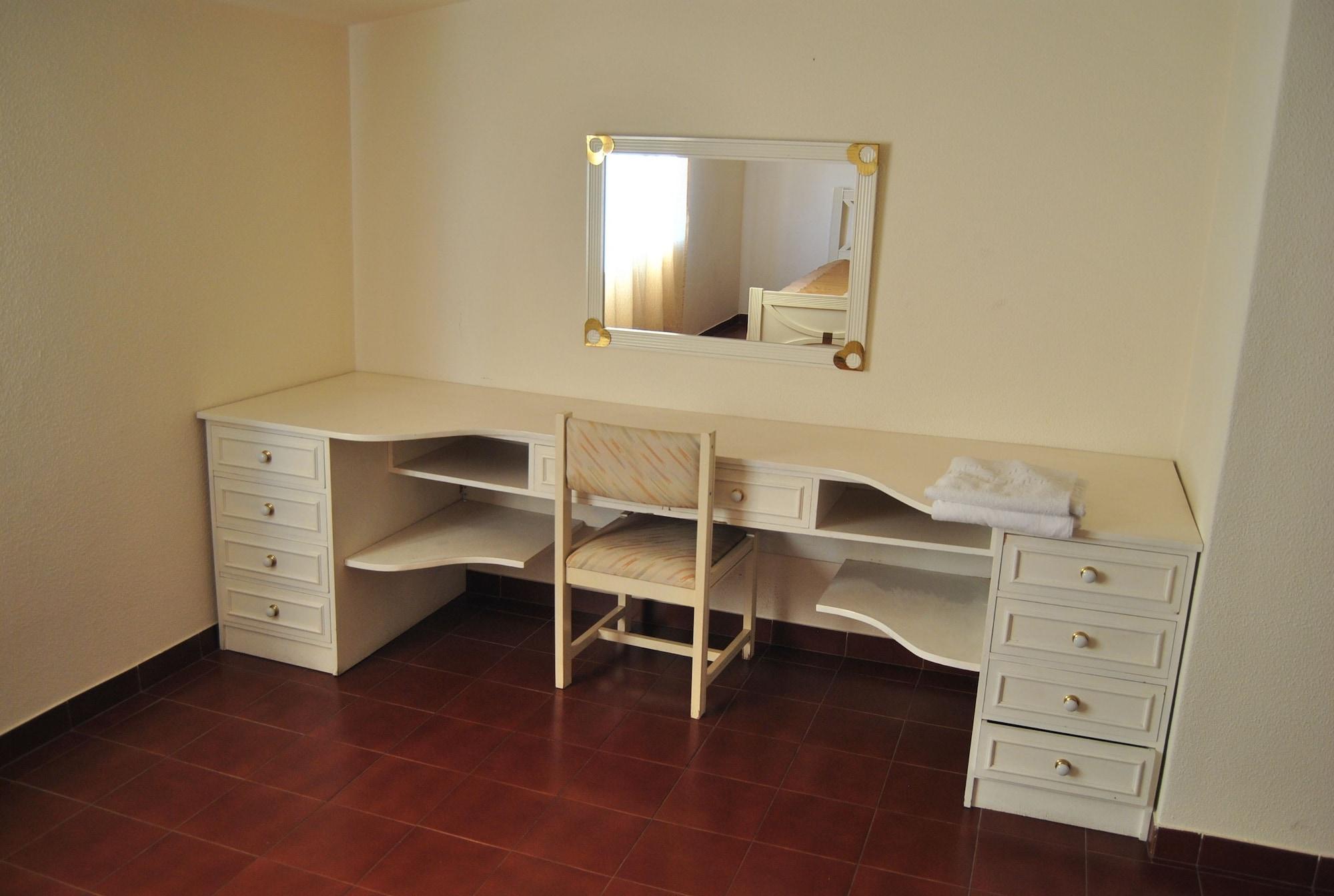Apartamentos Olhos Do Mar アルブフェイラ エクステリア 写真