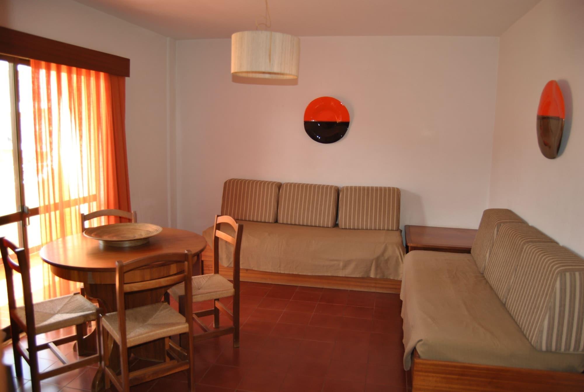 Apartamentos Olhos Do Mar アルブフェイラ エクステリア 写真