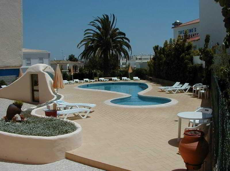 Apartamentos Olhos Do Mar アルブフェイラ エクステリア 写真