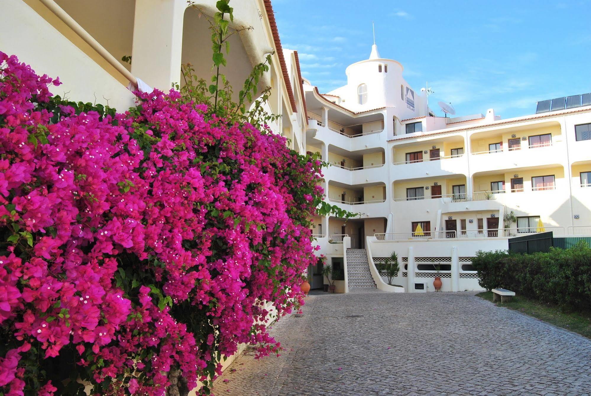 Apartamentos Olhos Do Mar アルブフェイラ エクステリア 写真